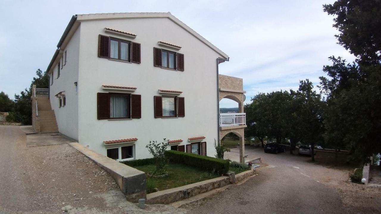 Apartmani Ante Jasenice  Exterior photo