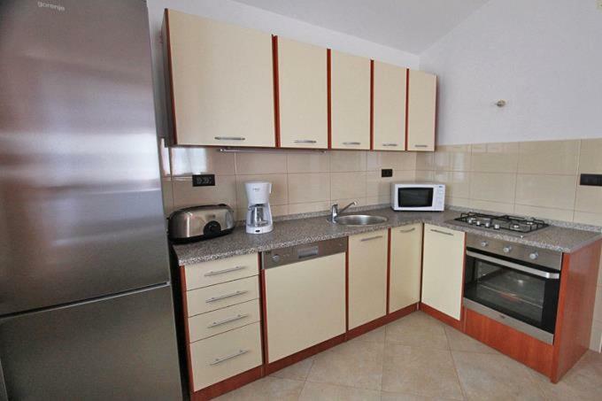 Apartmani Ante Jasenice  Exterior photo